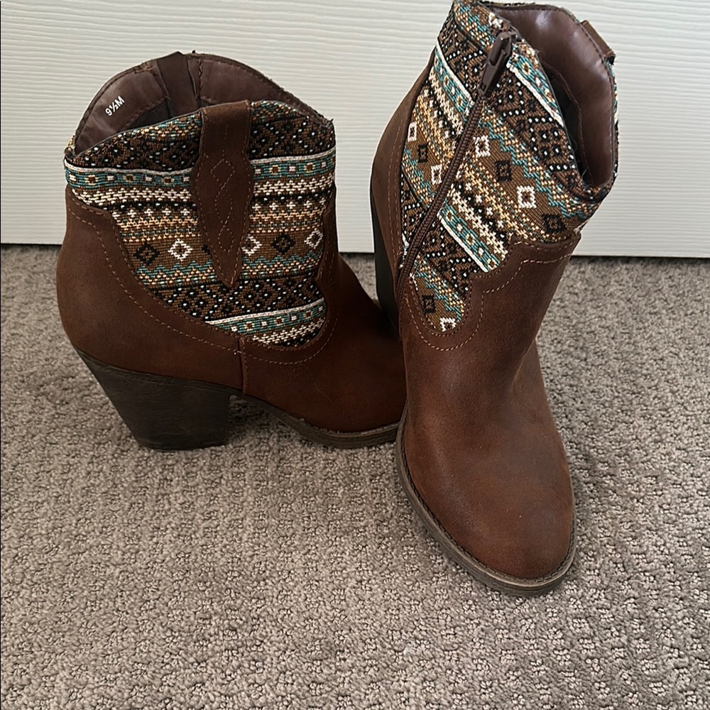Brown Patterned Ankle Boots